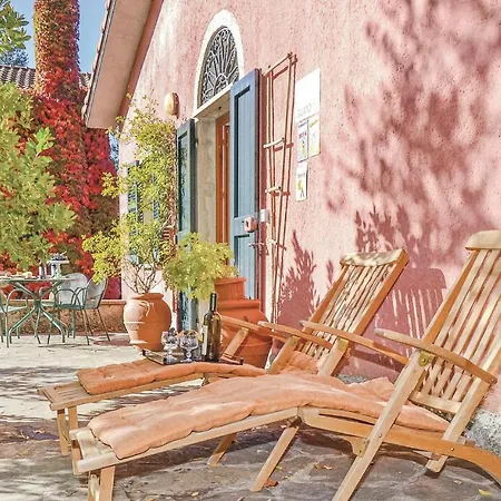 Casa Il Gumo בית נופש וארזה ליגורה