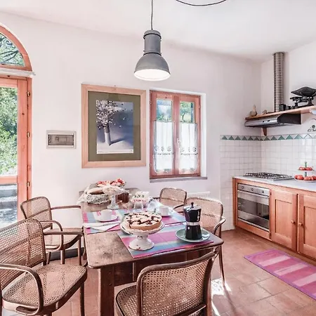 Casa Il Gumo * Varese Ligure